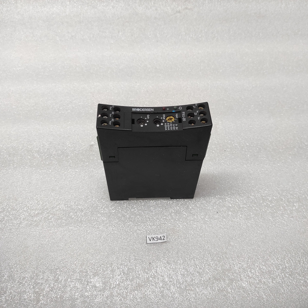 BRODERSEN PXU-20.924 PROCESS SIGNAL CONVERTER 24VDC