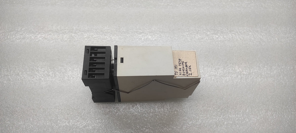 CARLO GAVAZZI PBB01DM24 TRUE DELAY  ON RELEASE TIMER 24-240VAC/DC PBB01DM24