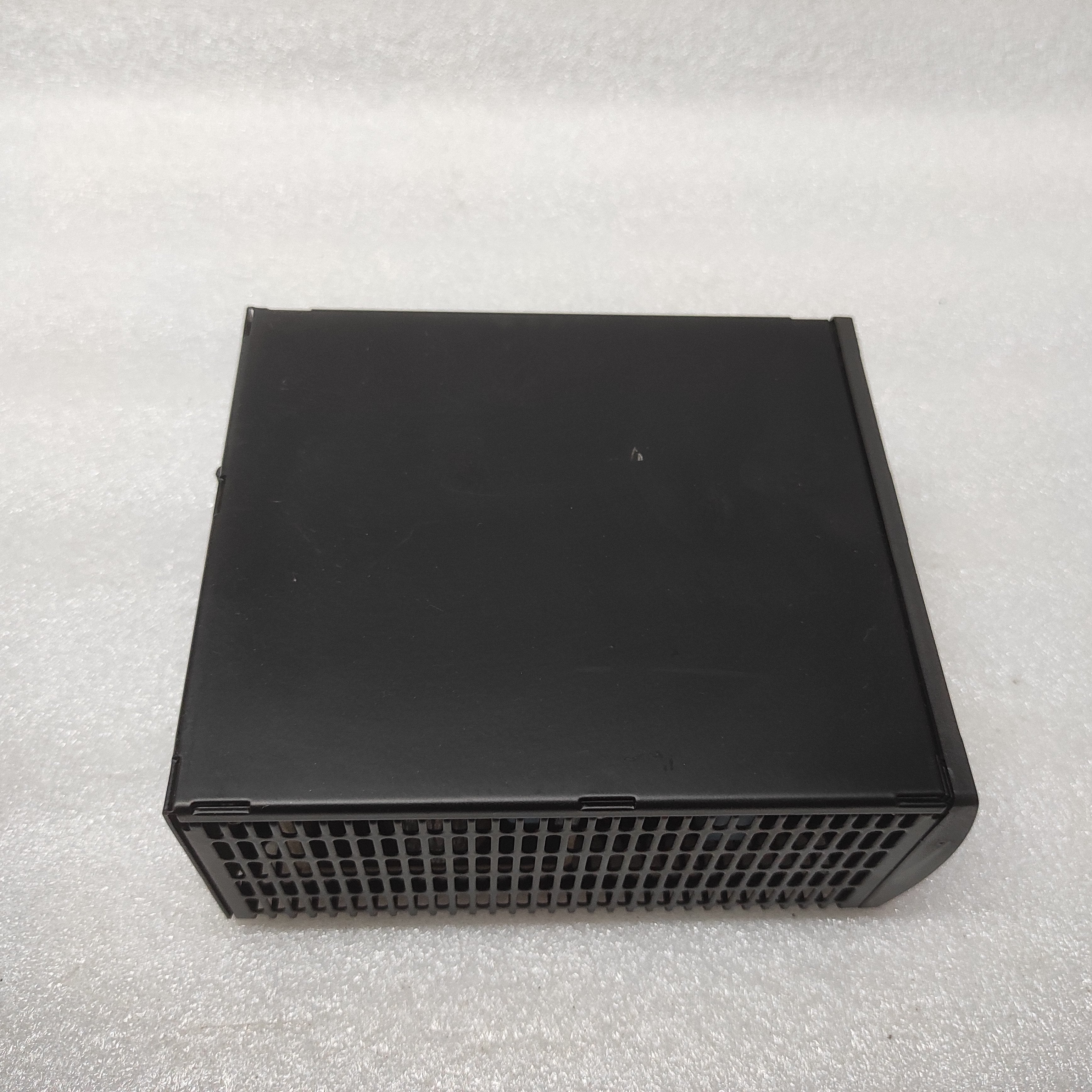 MURR ELEKTRONIK MCS10-230/24  POWER SUPPLY 85085 24VDC 10A