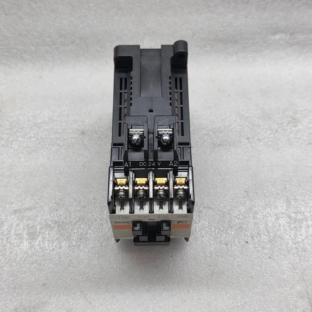 FUJI ELECTRIC SH-4/G MAGNETIC CONTACTOR 10A SH04AG 24VDC