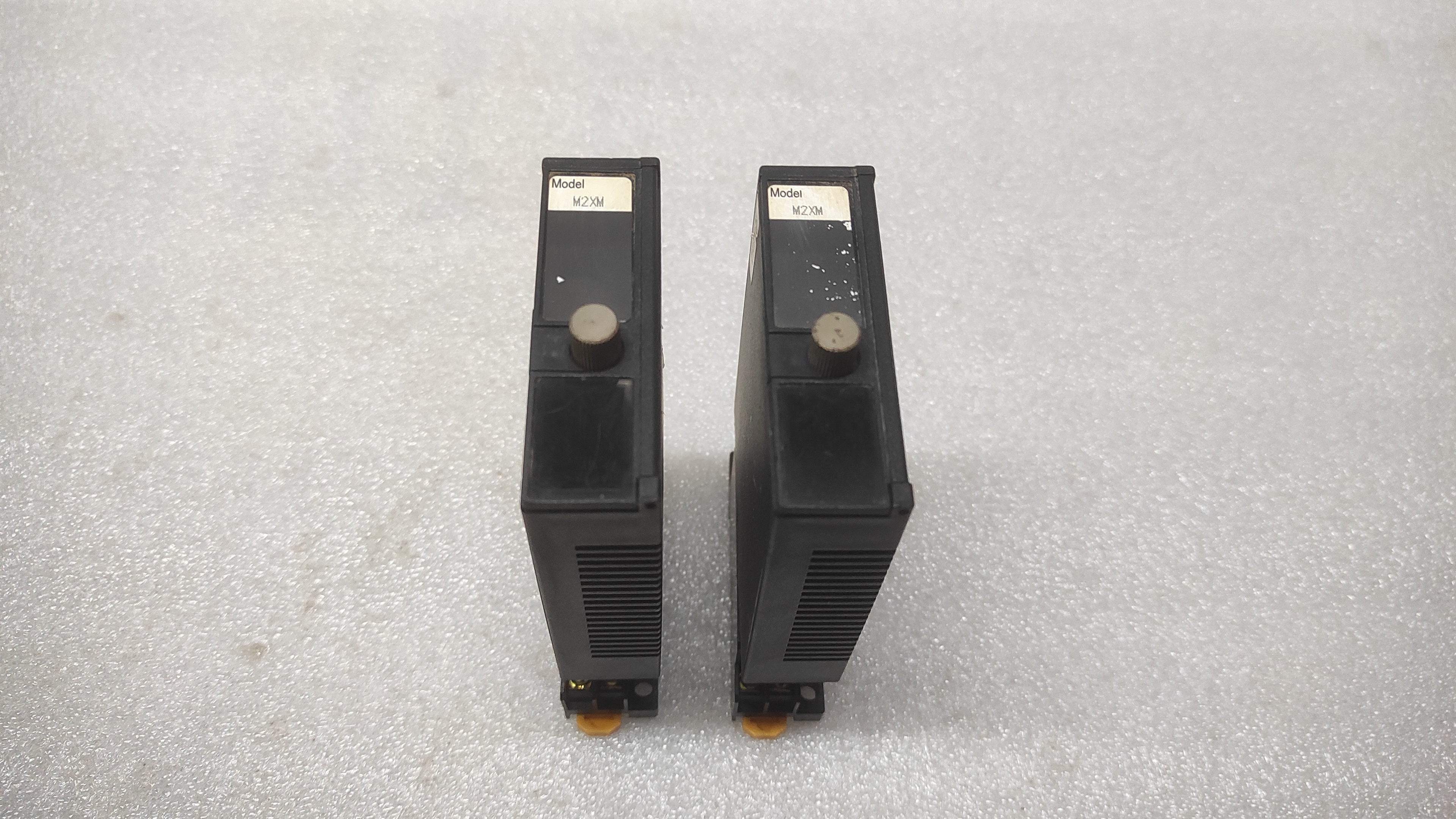 M-SYSTEM M2XM POT TRANSMITTER M2XM-1Z1-M2-X 100-240VAC