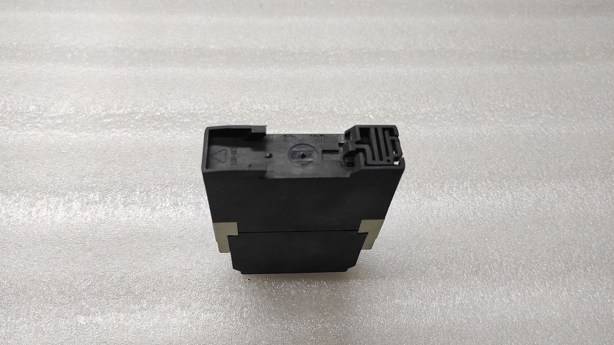 ENTRELEC SCHIELE ERS TIMETRON ON DELAY TIMER 2.430.103.02 110-240VAC / 24V AC-DC