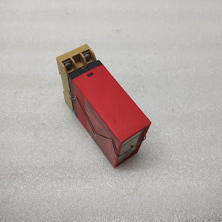 PR ELECTRONICS 2272 R/I TRANSMITTER RELAY 24VDC