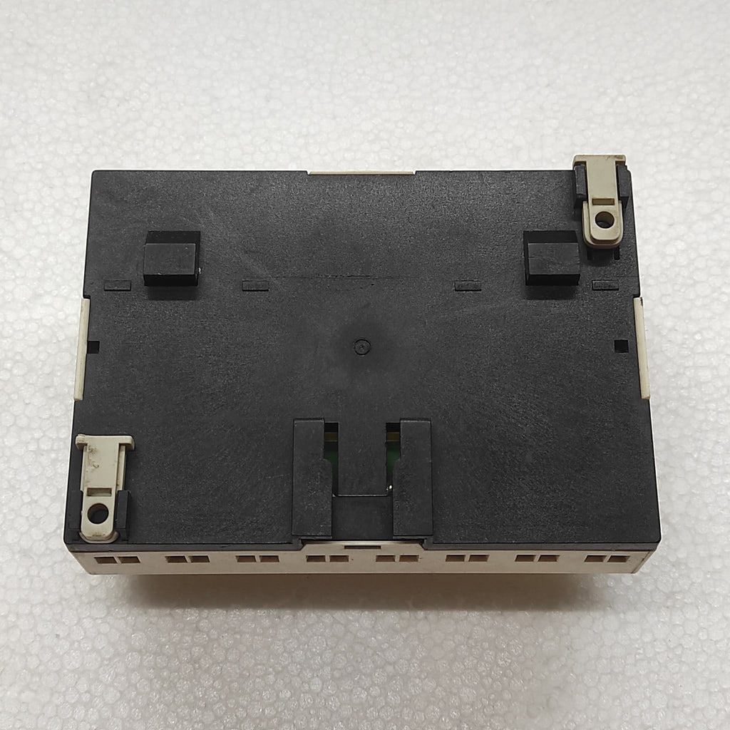 SE SR1 A201BD ZELIO LOGIC RELAY 24VDC