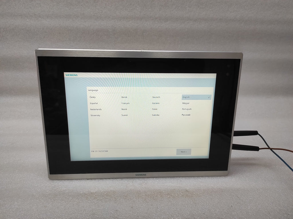 SIEMENS PXM40 10.1 INCH TOUCH PANEL HMI S55623-H119 24V AC/DC