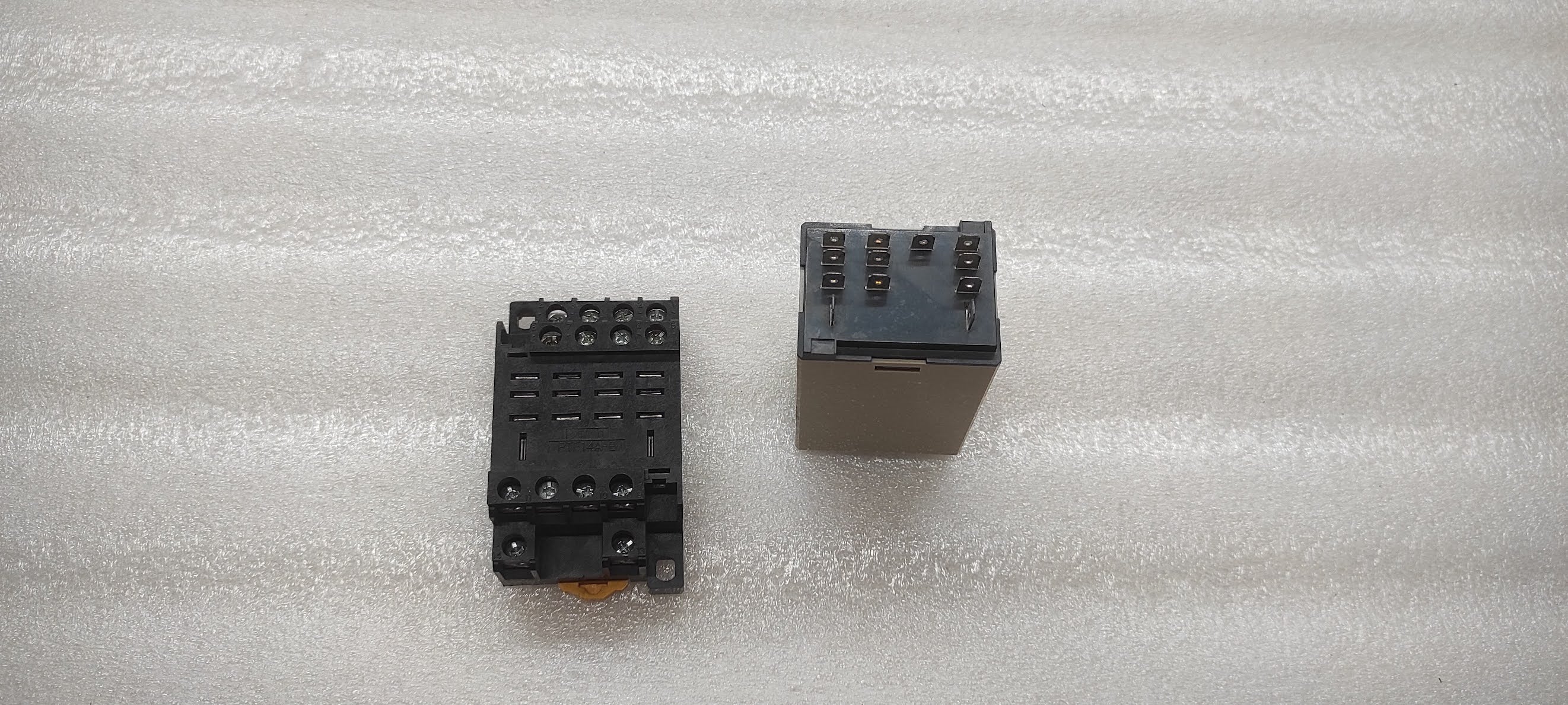 OMRON EL5-A TEMPERATURE CONTROLLER 0-50'C