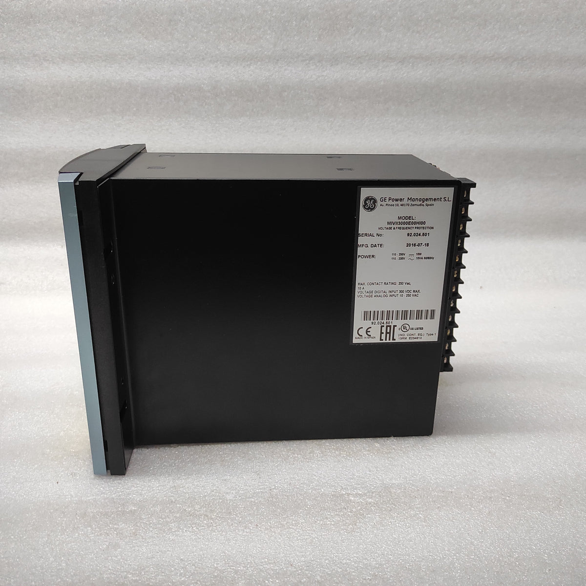 GE MULTILIN MIV2 MIVII3000E00HI00 VOLTAGE FREQUENCY RELAY