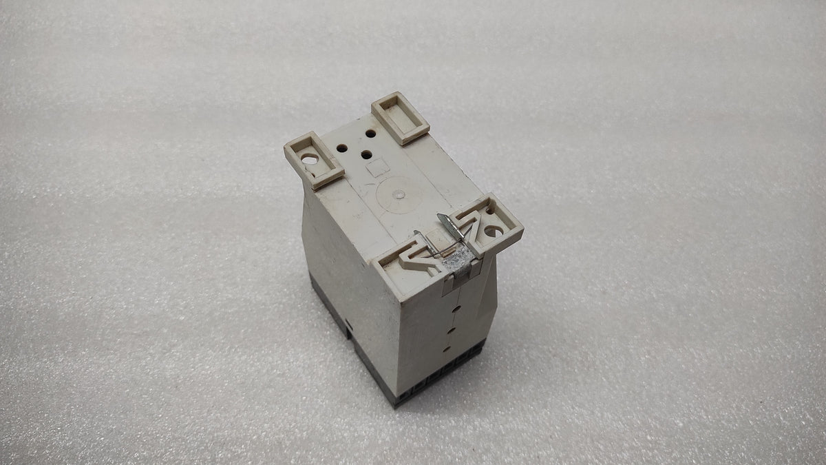 AMELEC ADM239 2-INPUT ARITHMATIC UNIT 01908-567003 24VDC