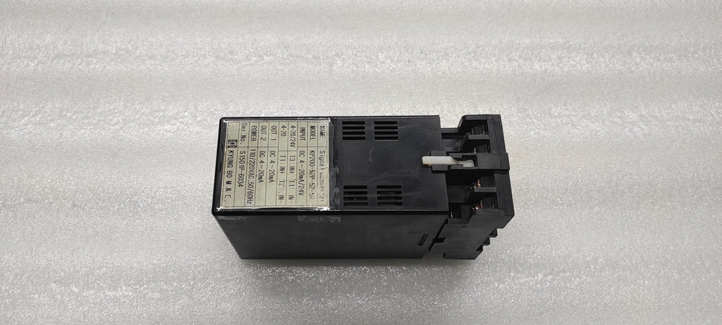 KYUNG KP200-52P-52-52 SIGNAL CONVERTER 110/220VAC