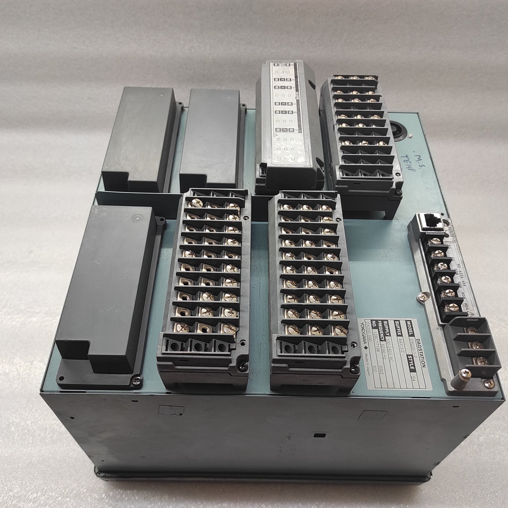 YOKOGAWA DX220-1-2 DAQ STATION DX200-S60-302 100-240VAC