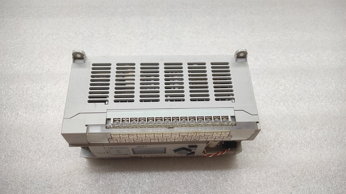 ALLEN BRADLEY CAT 1766-L32BXB MICROLOGIX 1400 32-POINT CONTROLLER 70595