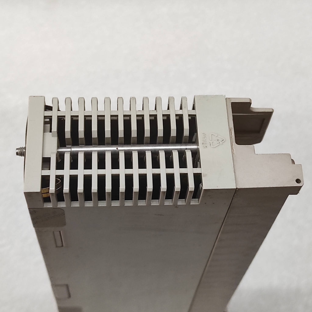 SE 140ACI03000 8-CH ANALOG INPUT MODULE