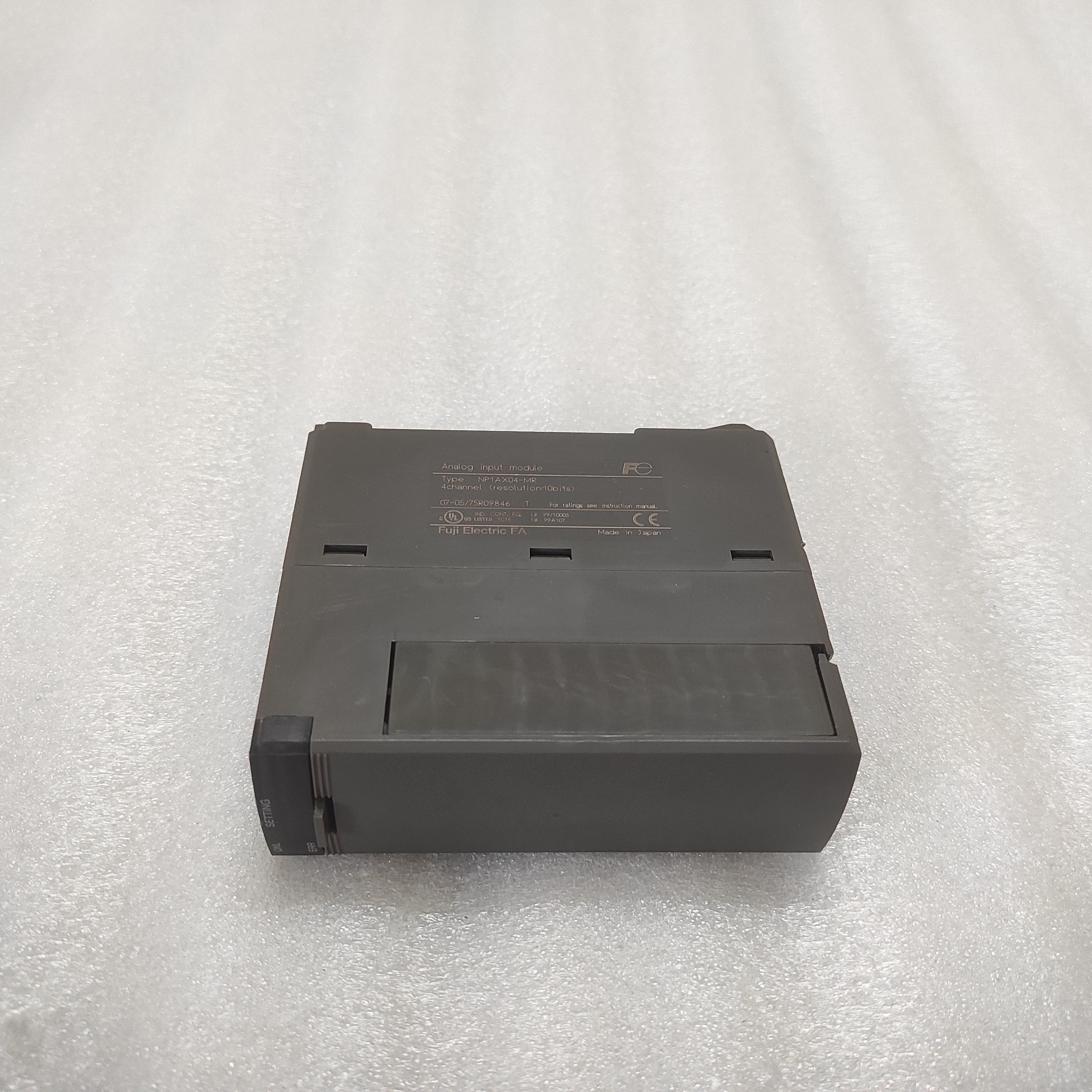 FUJI ELECTRIC NP1AX04-MR ANALOG INPUT MODULE NP1AX04MR