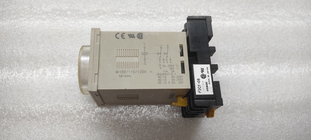 OMRON H3CR-H8L TIMER REAY 100-120VAC LOT OF 4  UNIT