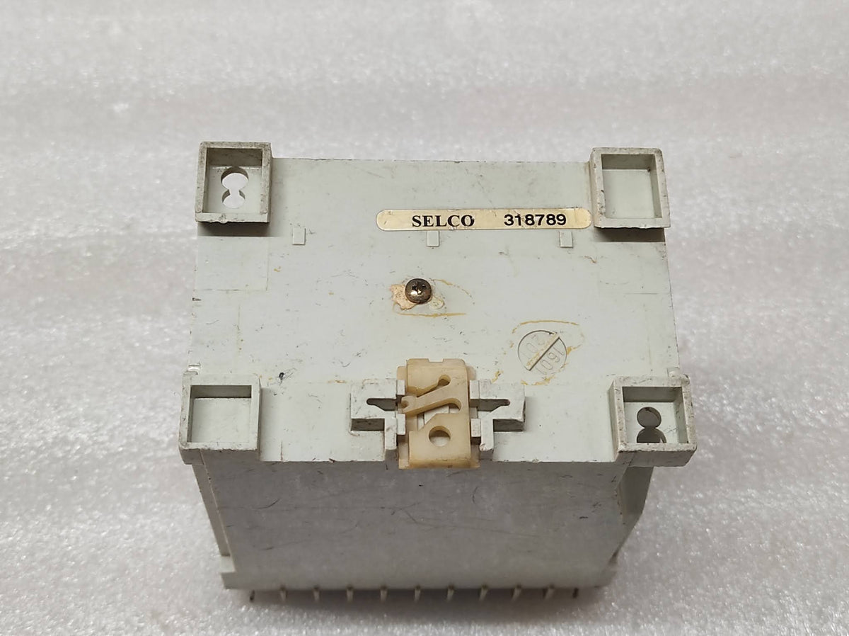 SELCO T2200-12 3-PHASE OVERCURRENT RELAY | 5A | 110 / 220V AC