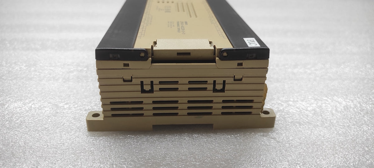 OMRON CPM1A-40CDR-D-V1 PROGRAMMABLE CONTROLLER
