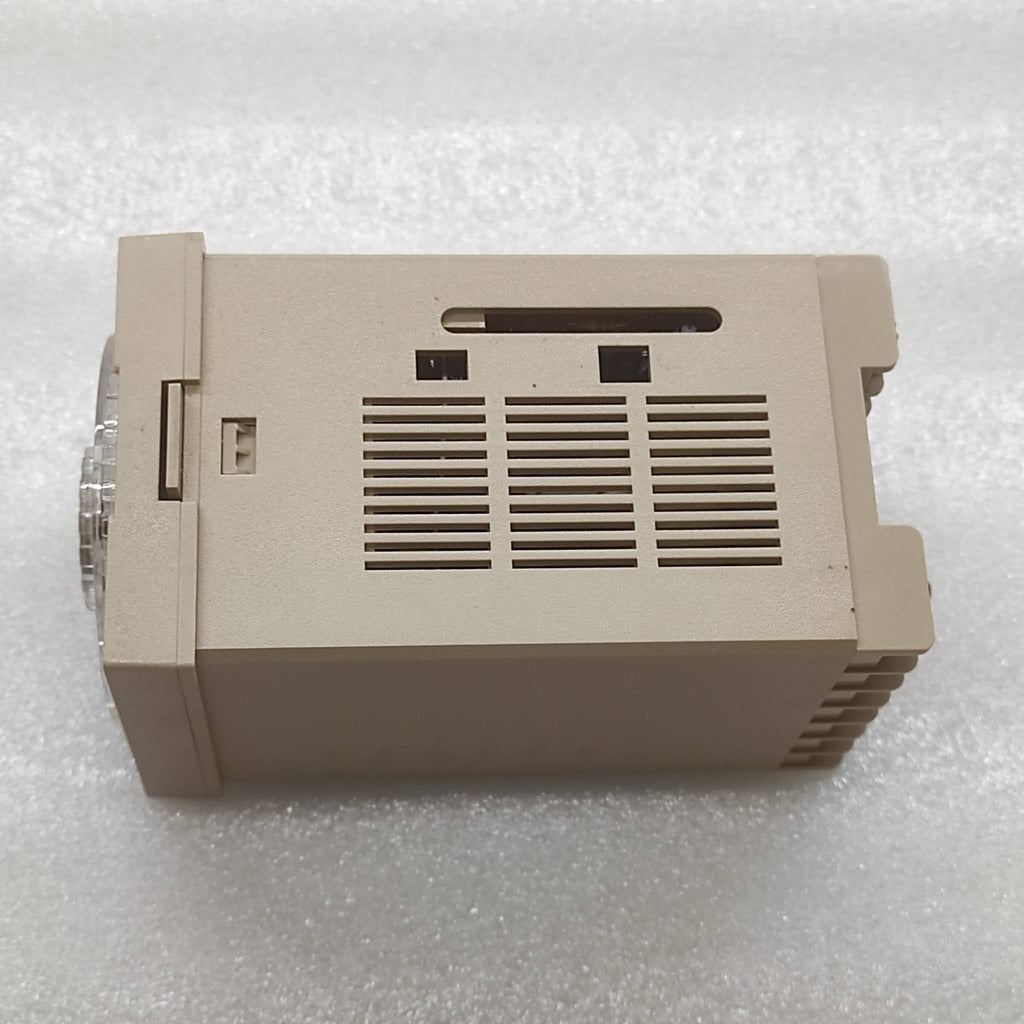 HANYOUNG HY-100_PPMNR05 TEMPERATURE CONTROLLER 0-200'C 110-220VAC