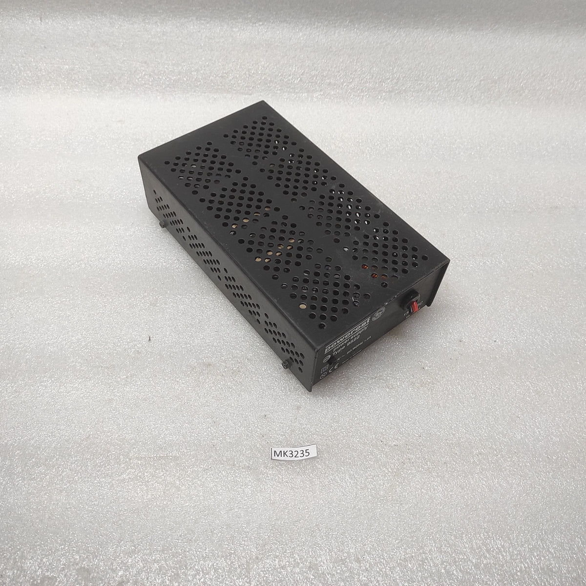 POWEREST 9522 POWER SUPPLY 13.2VDC 10A