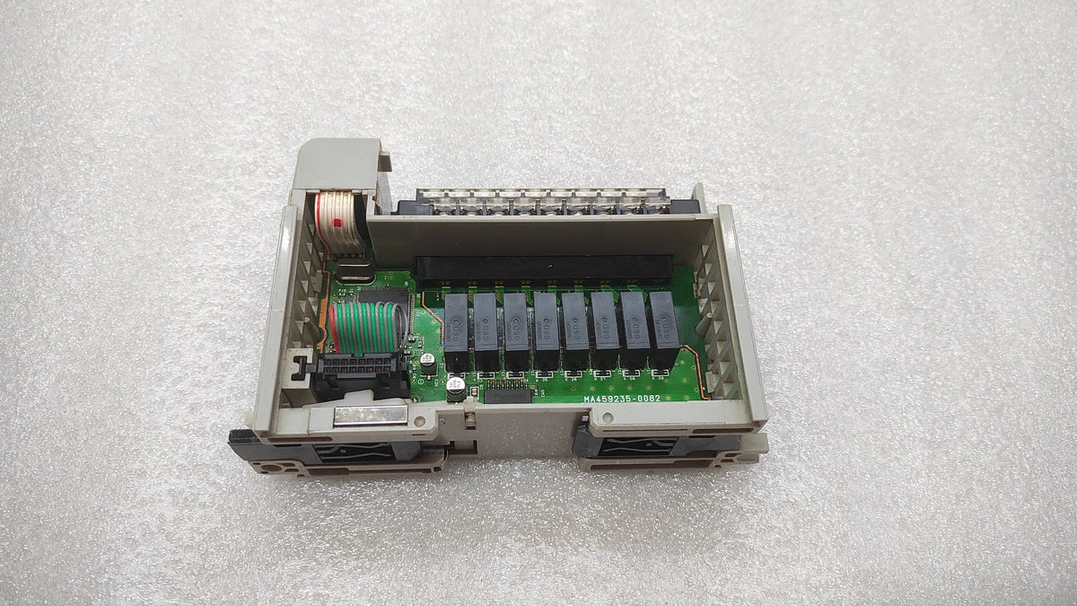 ALLEN BRADLEY CAT 1769-OW8I COMPACT I/O MODULE