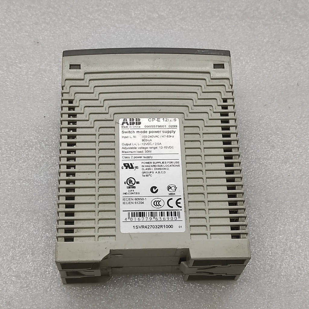 ABB CP-E 12/2.5 POWER SUPPLY 1SVR427032R1000 12VDC 2.5A LOT OF 2 UNIT