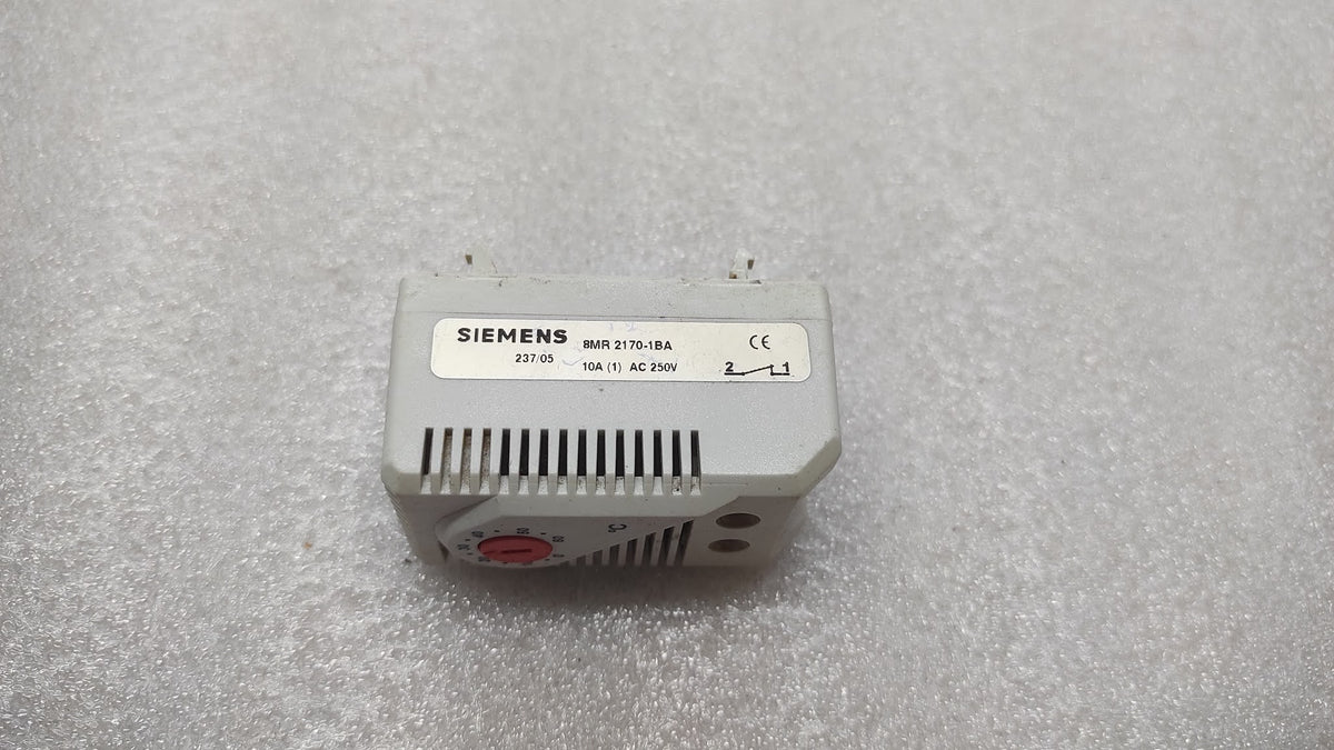 SIEMENS 8MR 2170-1BA THERMOSTAT 250VAC 10A