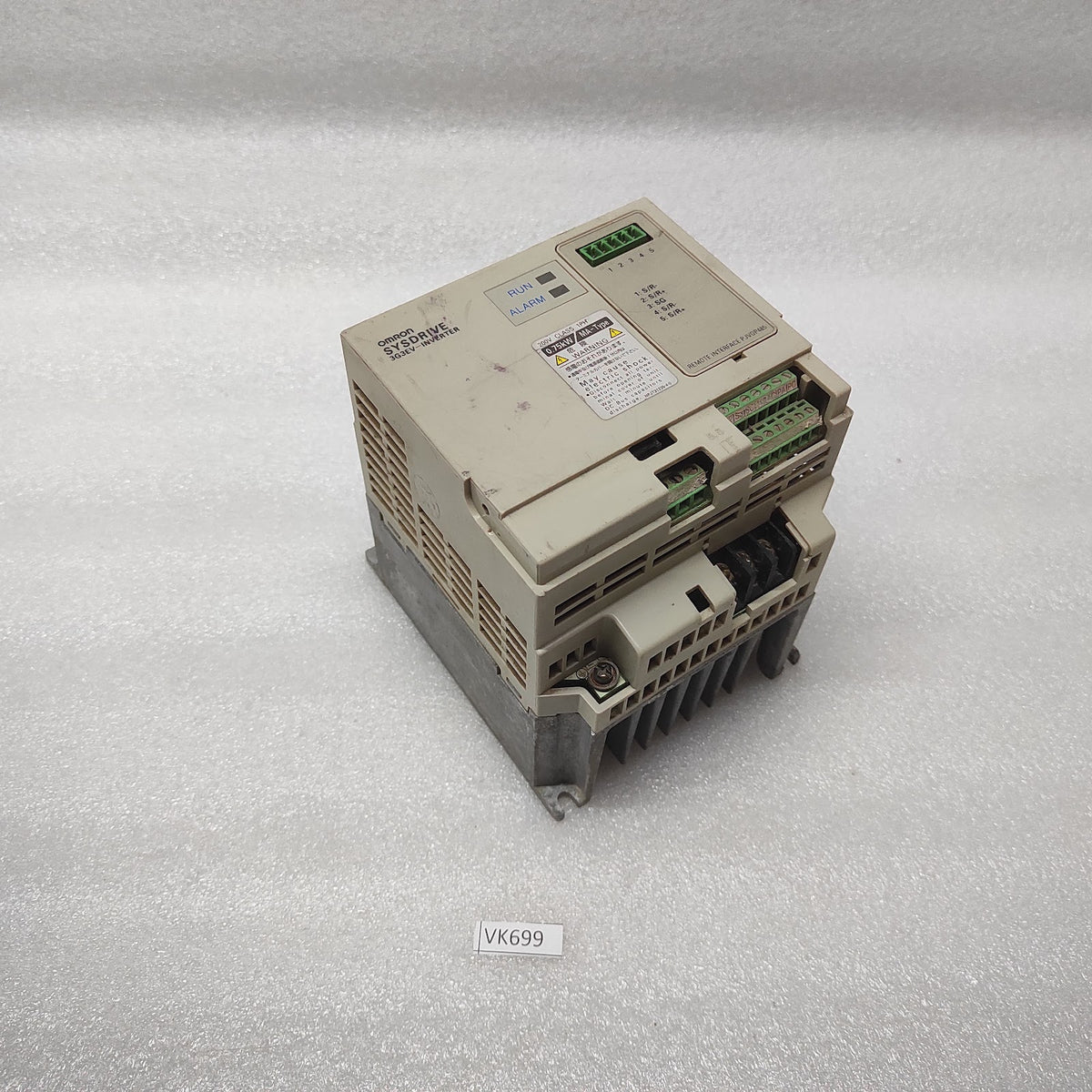 OMRON SYSDRIVE 3G3EV-AB007MA-CUE INVERTER