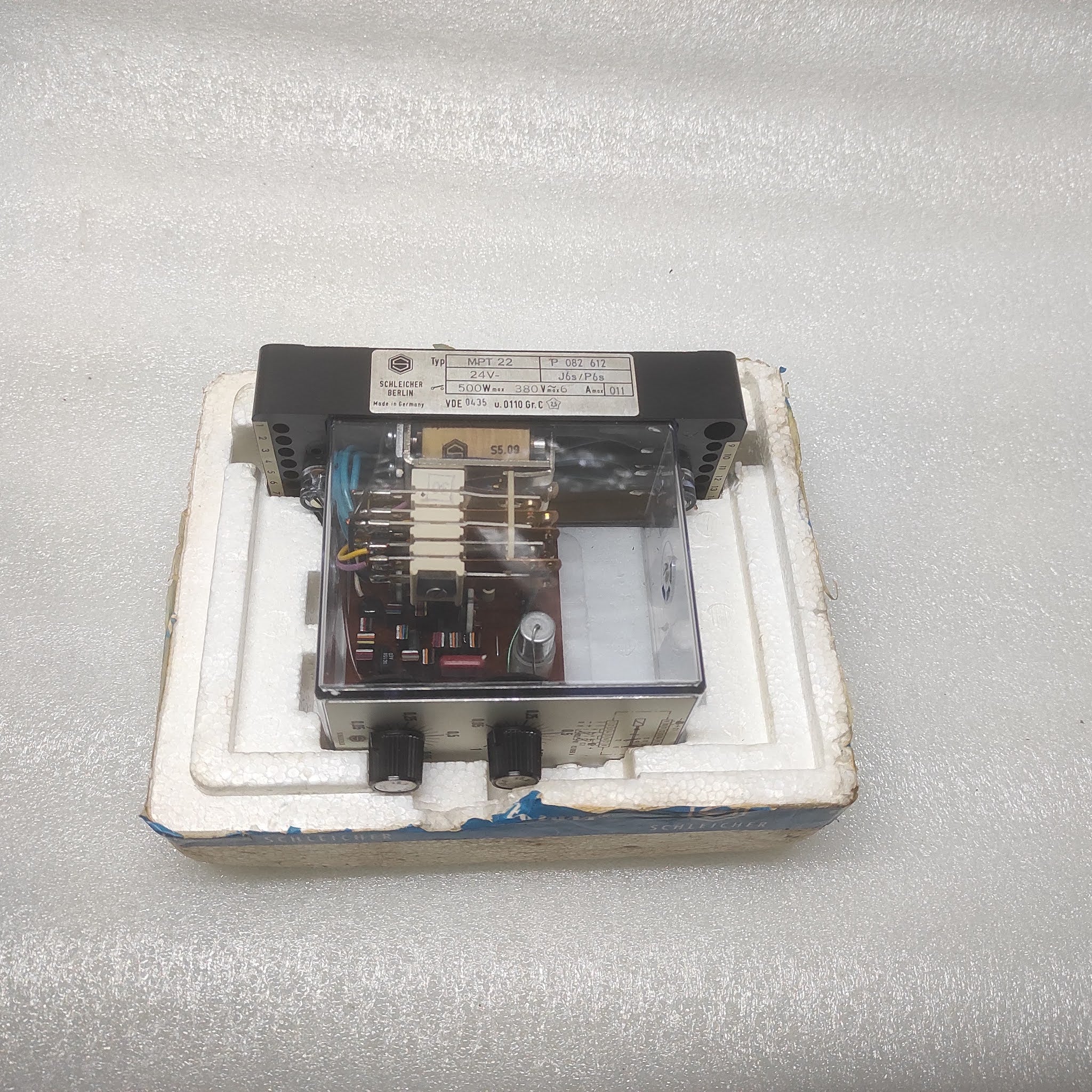 SCHLEICHER MPT 22 TIMER RELAY P082612 24V