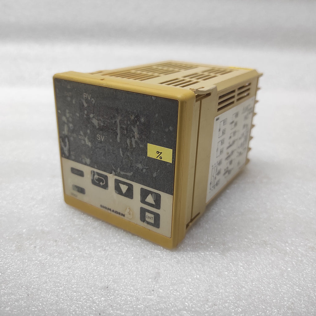 SHIMADEN SR62 TEMPERATURE CONTROLLER SR62-411-90-0000C 100-240V