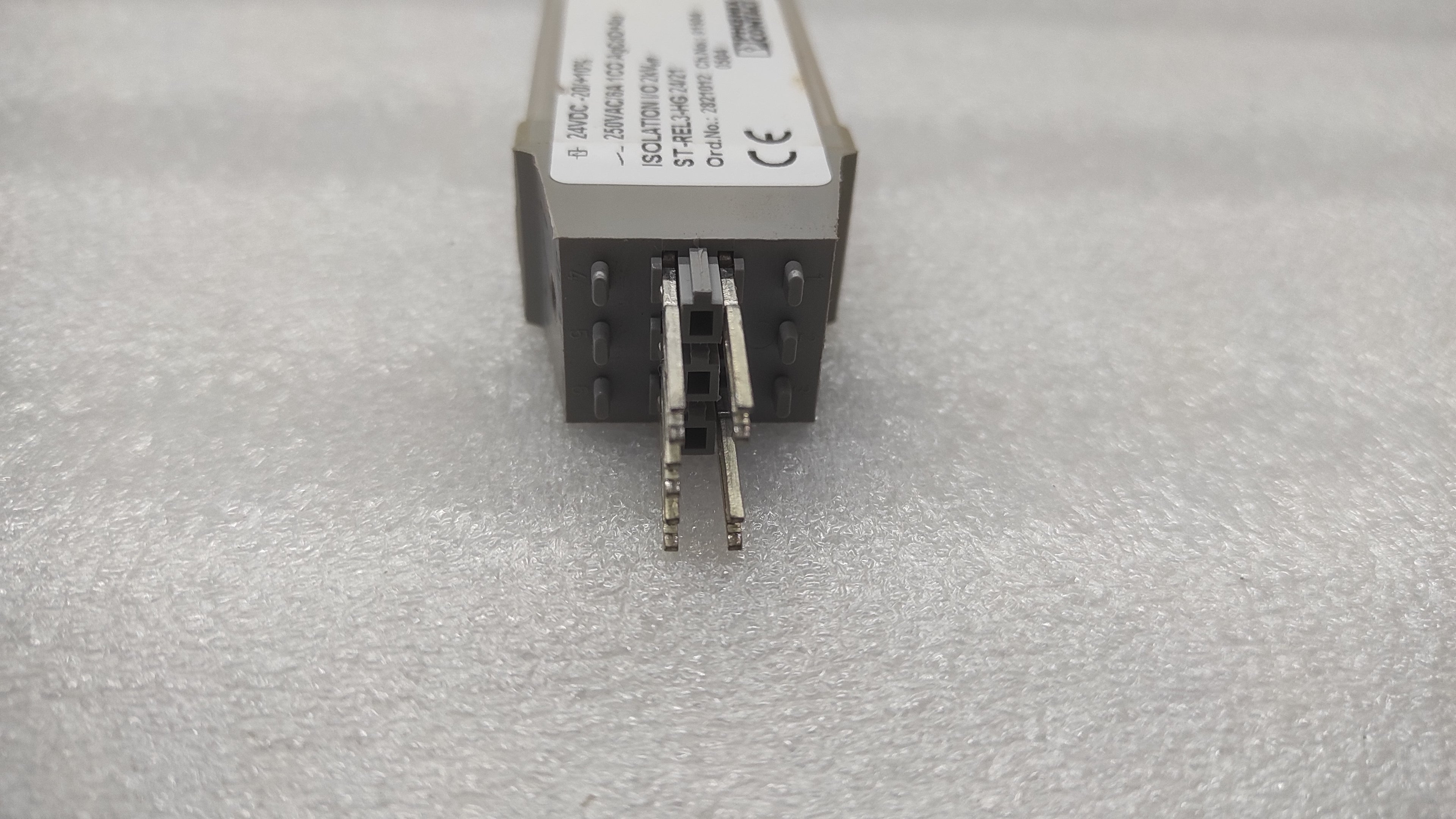 PHOENIX CONTACT ST-REL3-HG 24/21 RELAY CONNECTORS 2821012 24VDC LOT OF 5 UNIT
