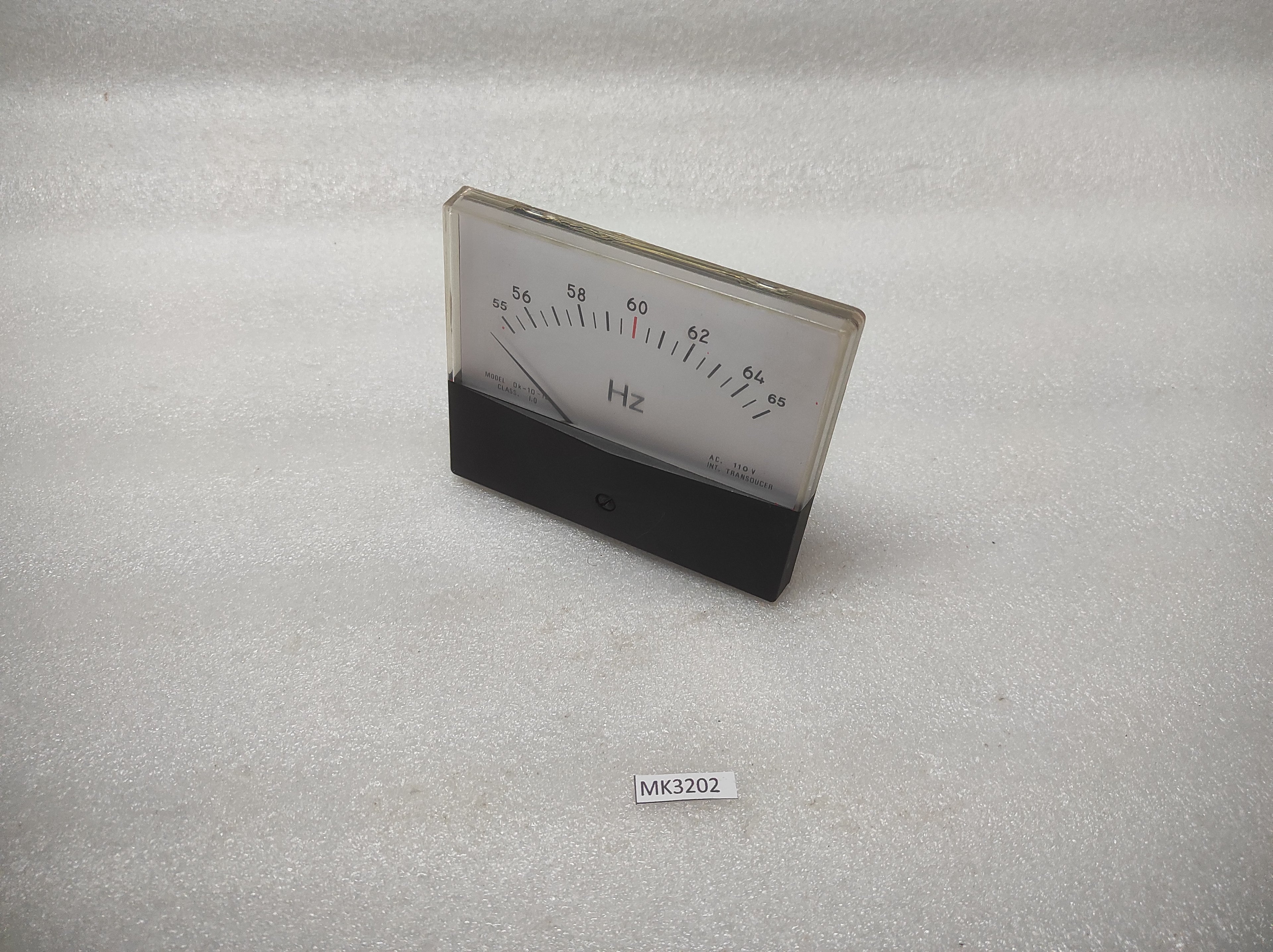 FREQUENCY METER DK-10-12 110VAC
