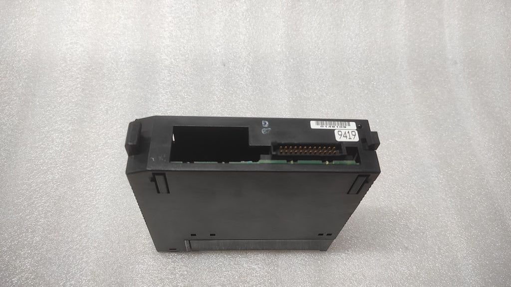 GE FANUC IC693MDL931D OUTPUT MODULE
