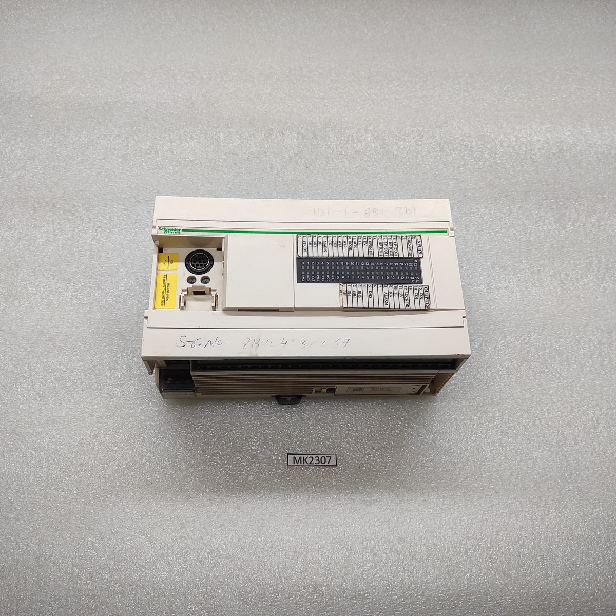 SE TWIDO TWDLCDE40DRF COMPACT PLC 24VDC