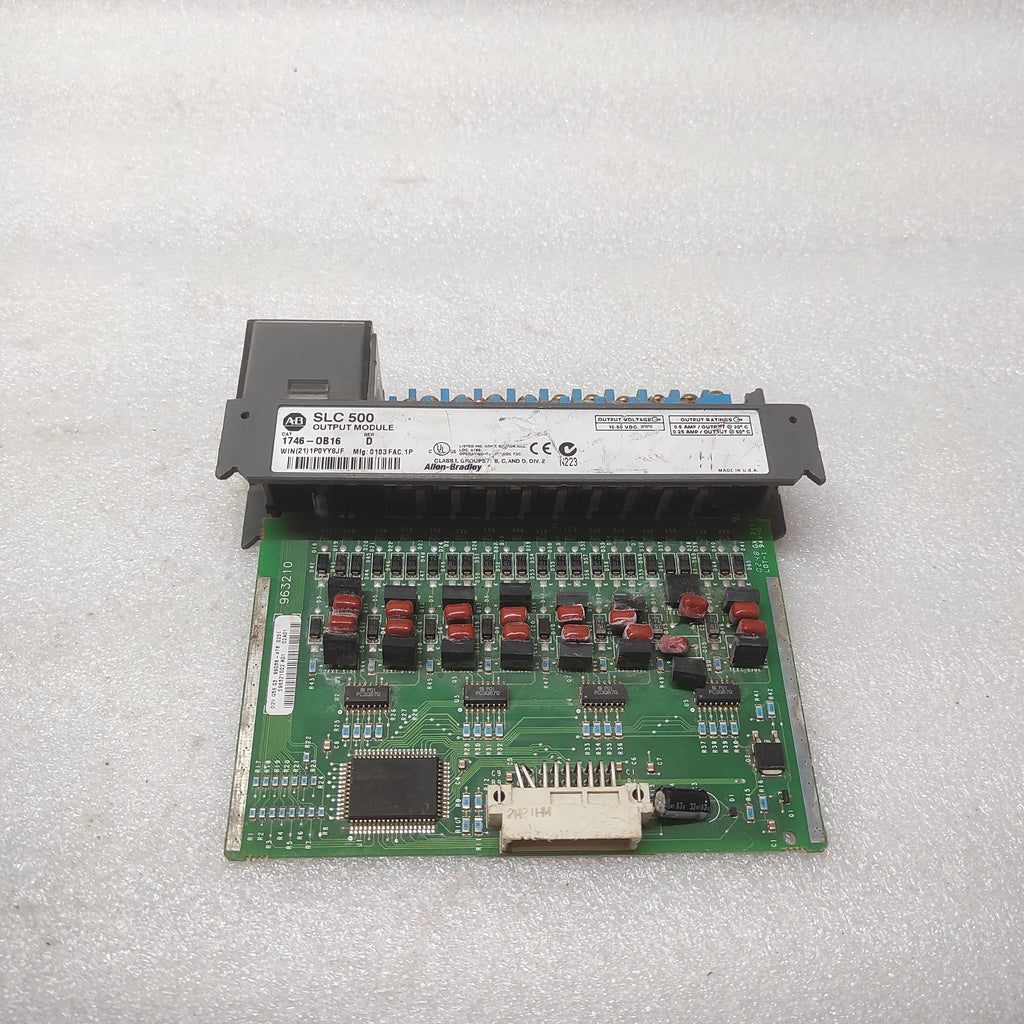 ALLEN BRADLEY CAT 1746-OB16 SLC500 OUTPUT MODULE