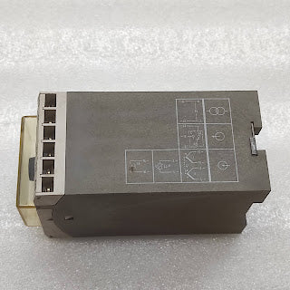 JUMO STBOW-54/10 TEMPERATURE CONTROLLER 97001997 0-400'C 220VAC