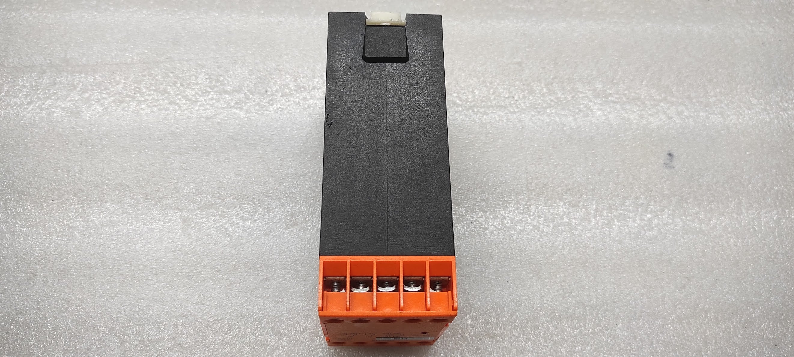 DOLD BA9038.12 THERMISTOR MOTOR PROTECTION RELAY 0029738 120VAC