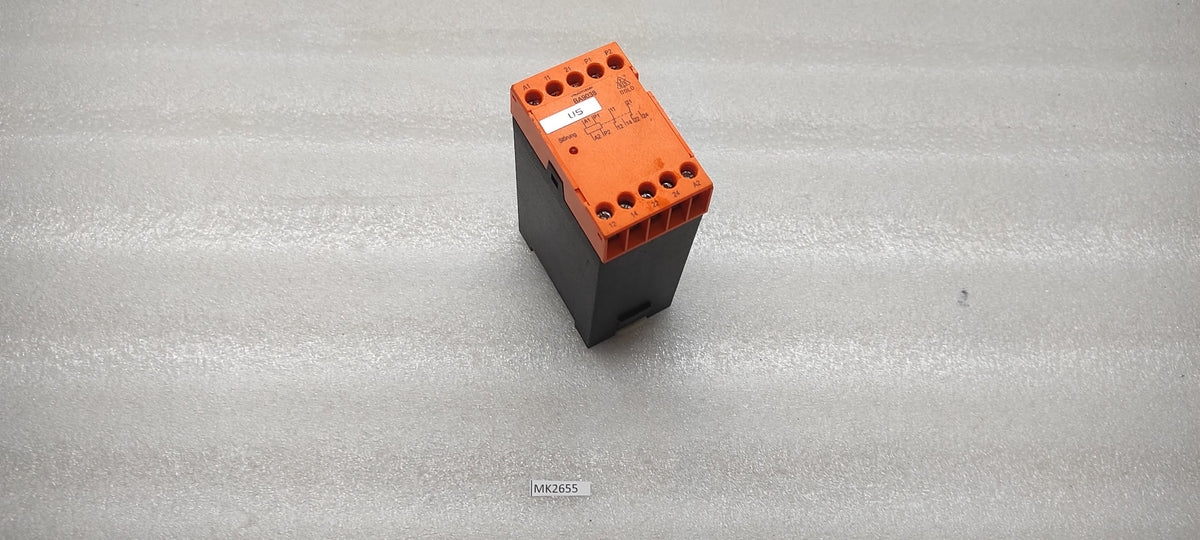 DOLD BA9038.12 THERMISTOR MOTOR PROTECTION RELAY 0029738 120VAC