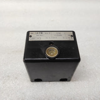 LANDIS & GYR LAE 10 FLAME SAFE GUARD 220V AC
