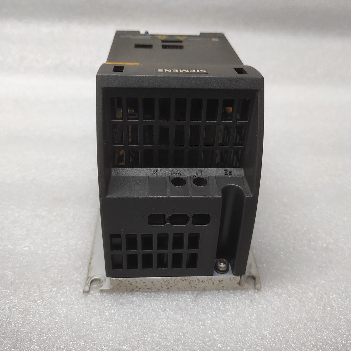SIEMENS SINAMICS G110 CPM110 0.75kW DRIVE 6SL3211-0KB17-5BA0 200-240V
