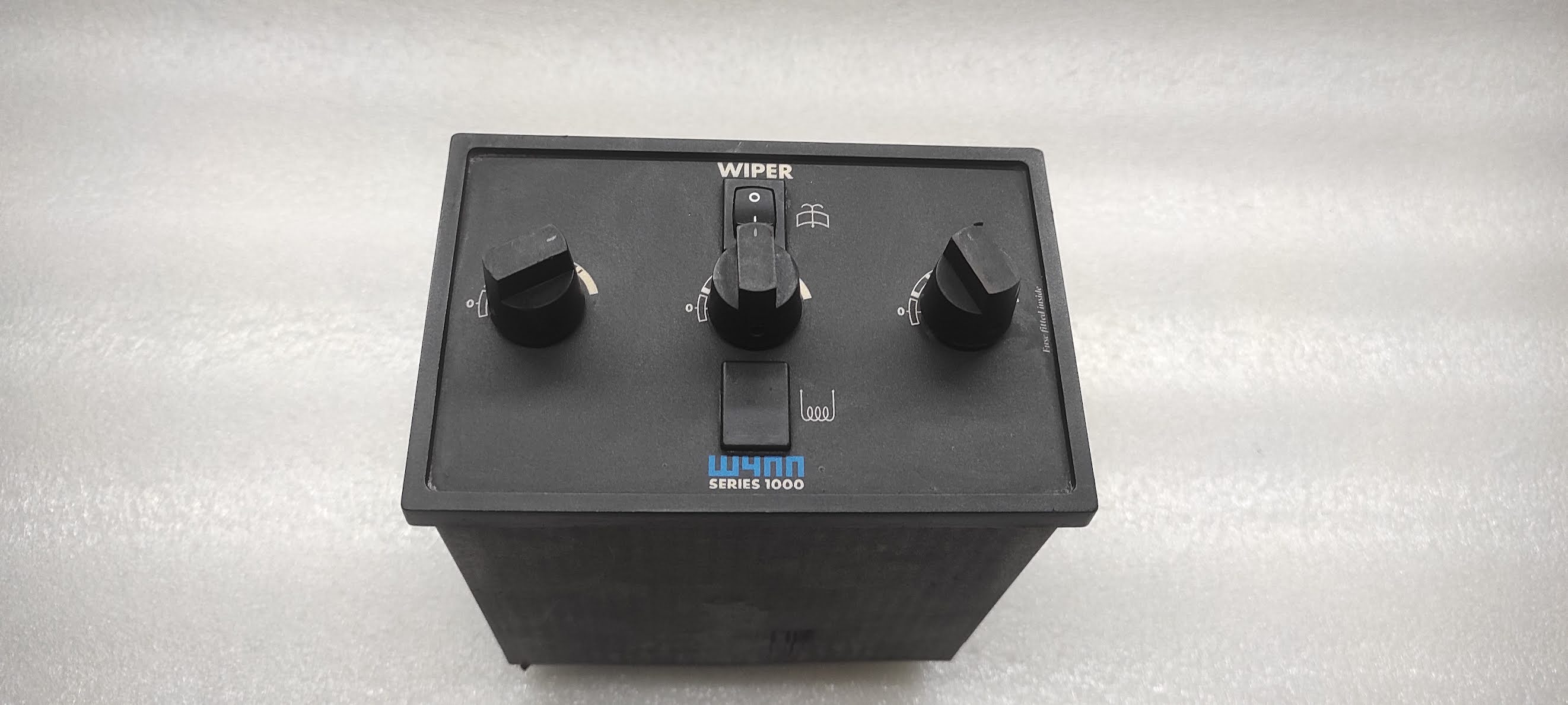 WYNN MARINE 1000-230-332-K WIPER CONTROLLER 220-240VAC