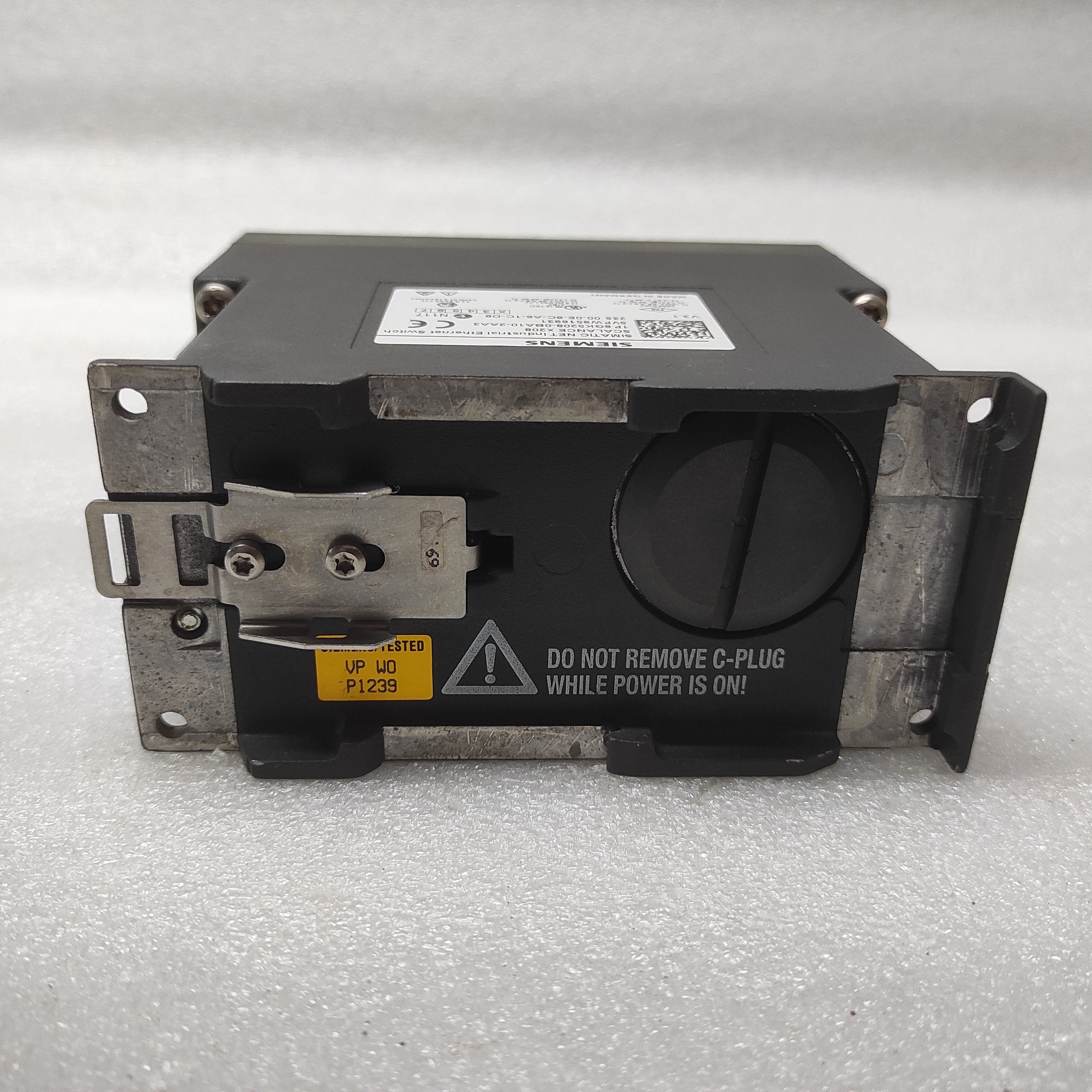 SIEMENS SCALANCE X208 6GK5208-0BA10-2AA3 ETHERNET SWITCH