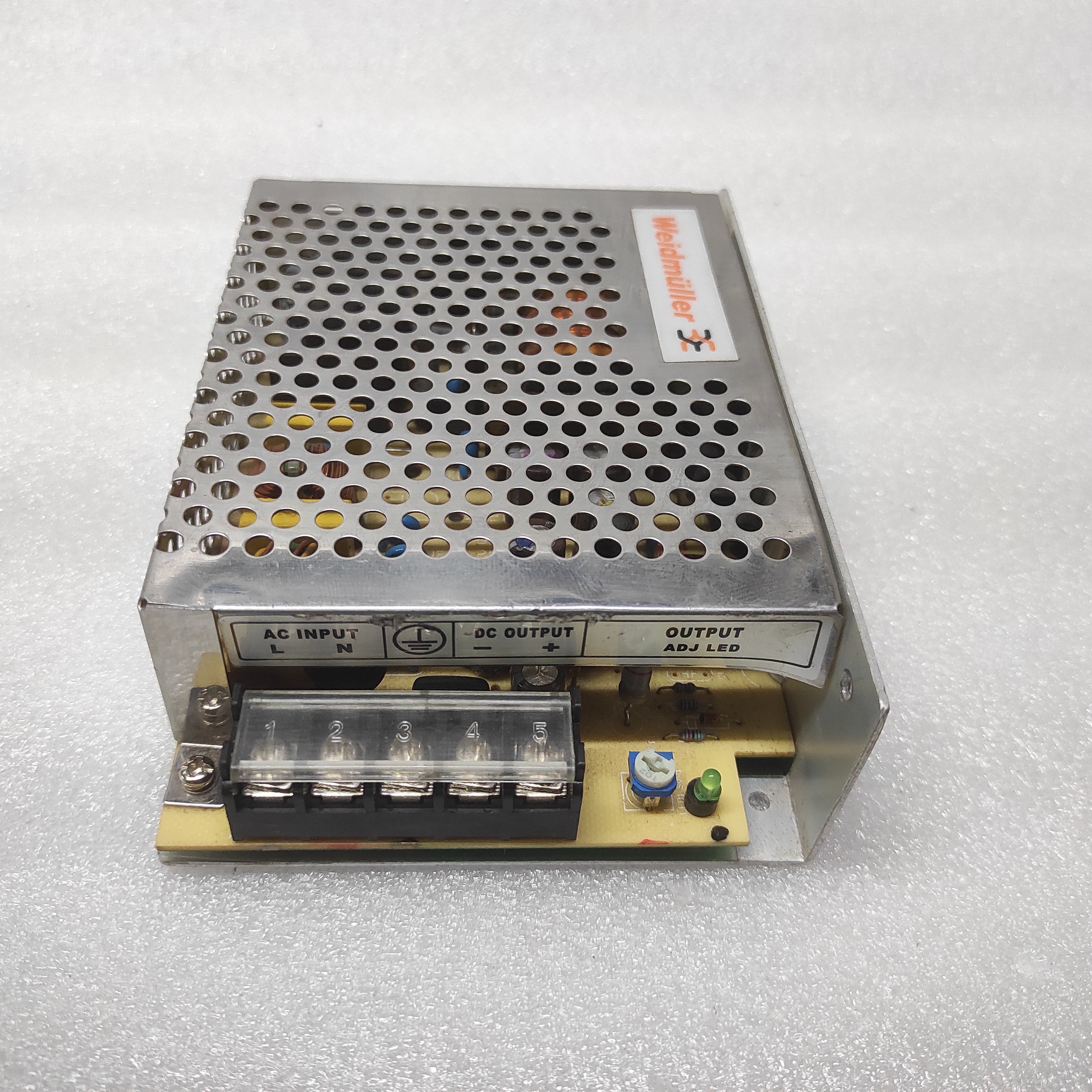 WEIDMULLER CP E SNT 75W 24V 3.2A POWER SUPPLY 24VDC 3.2A 1202490000