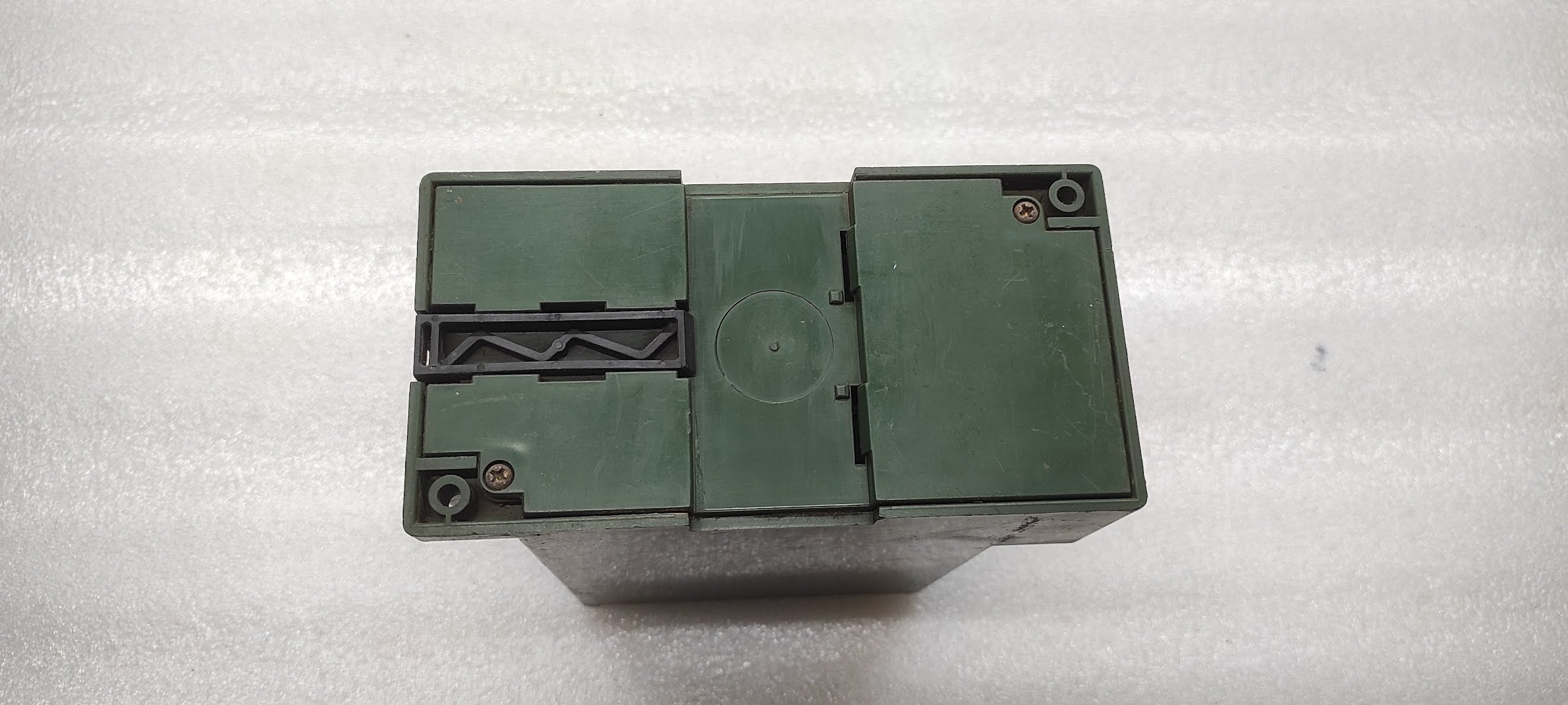 GOSSEN KWC-2 440/220V 1200/5A 200VAC