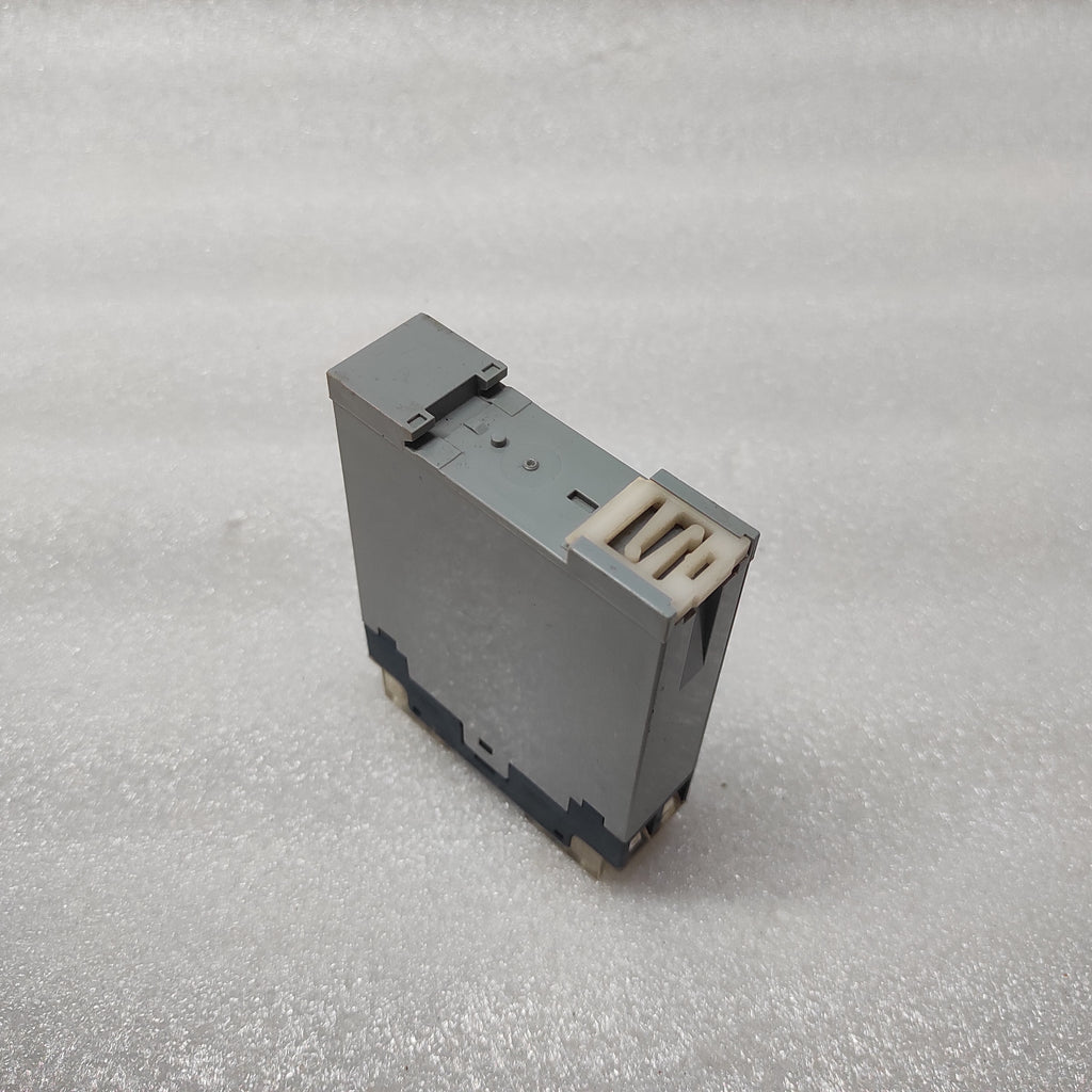 SCHLEICHER KZT110-C TIME DELAY RELAY 06013695-513-037 0.5-10S 230-240V