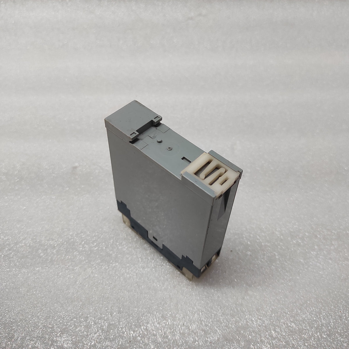 SCHLEICHER KZT110-C TIME DELAY RELAY 06013695-513-037 0.5-10S 230-240V