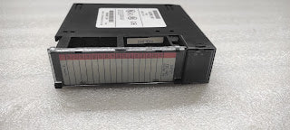 GE IC693MDL240F INPUT MODULE LOCK EDGE BROKEN CHECK THE PHOTOS PROPERLY