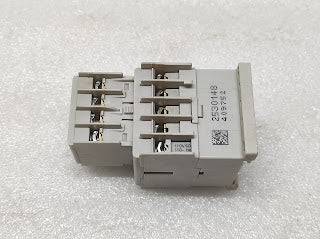 ALLEN BRADLEY CAT 700-K31Z CONTROL RELAY 100-KFA40E COIL VOLTAGE 110V