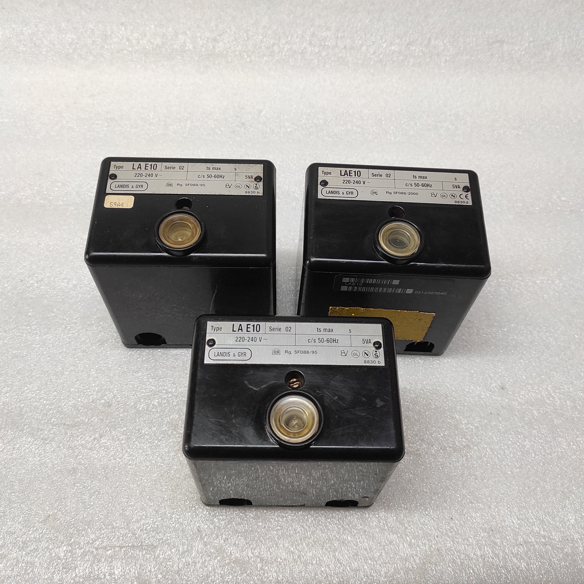LANDIS & GYR LAE 10 FLAME SAFE GUARD 220V AC