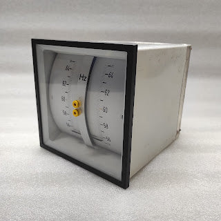 SINCHRONIZING GENERATOR II S270/2A DOUBLE FREQUENCY METER