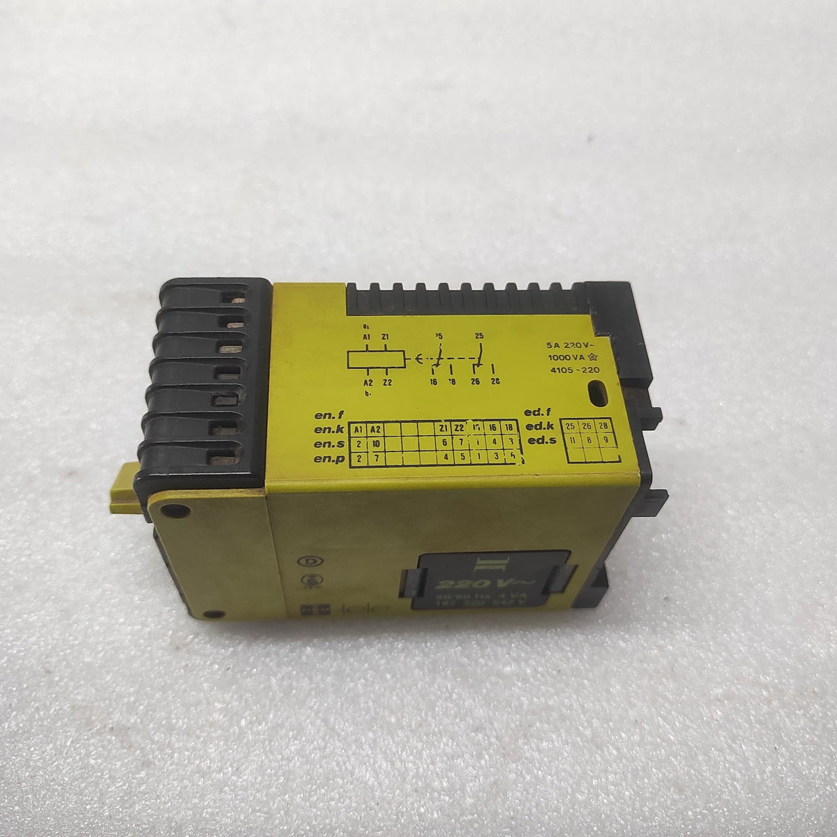 TELE EDK TIME RELAY 0-10MIN 220V