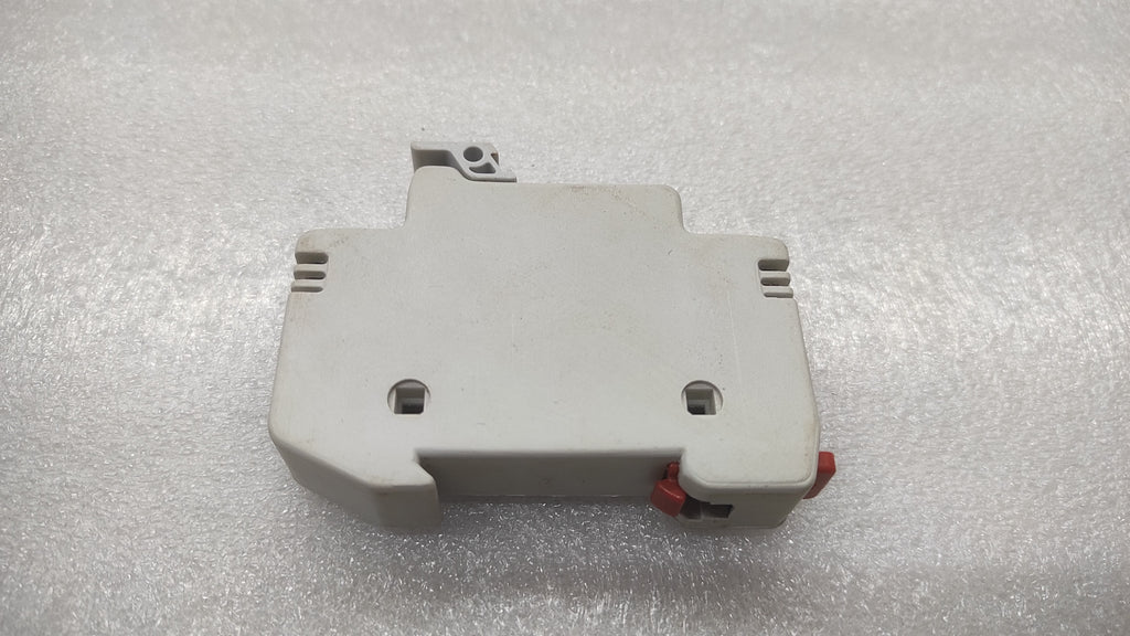 SIBA 5106304 FUSE HOLDER 10X38 600VAC 30A LOT OF 9 UNIT